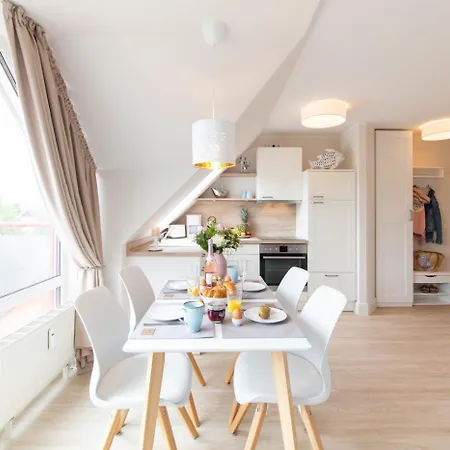 Apartment Seelounge 8 *